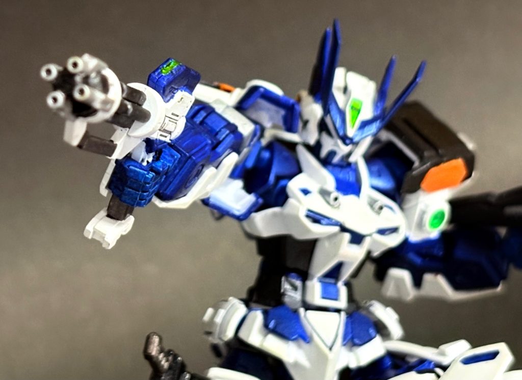 ラーズリーフレーム–3枚目/制作者：色揚げ