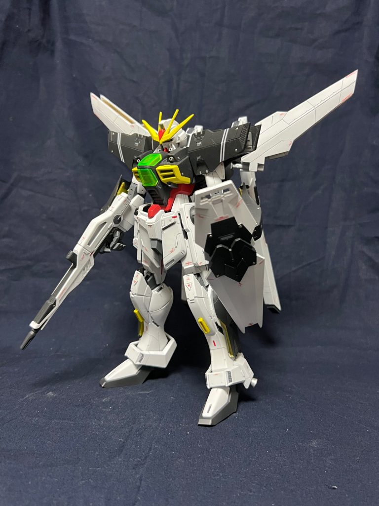 正面その2。シールドはディフェンスプレートではなく、余っていたユニコーンのシールドをプレーンにアレンジ。
