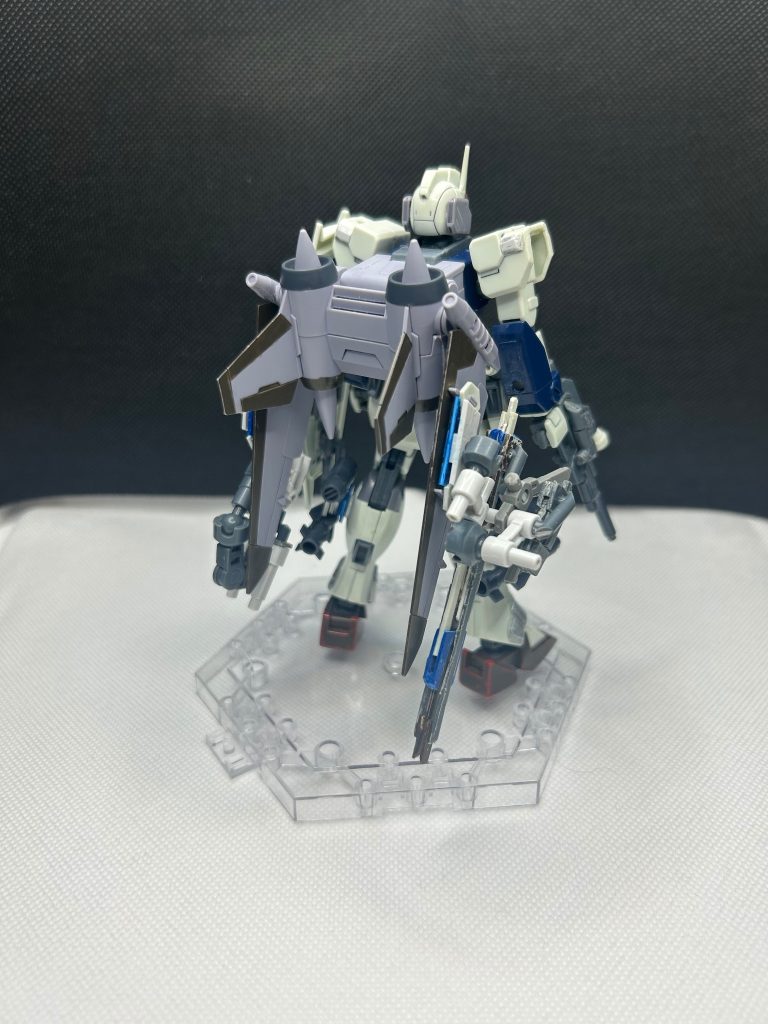 背面
