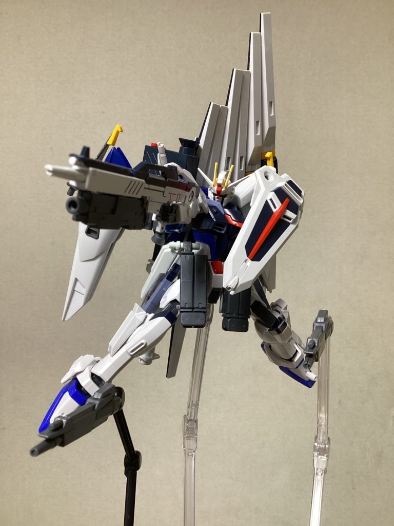 ファンネル:オプションパーツセットガンプラ07のパーツを使っています。