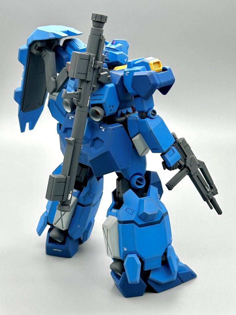 バックパックに武装類がマウント出来るようなりました。ジェガン系列のライフルも新規造形でマウント出来るようになっています。