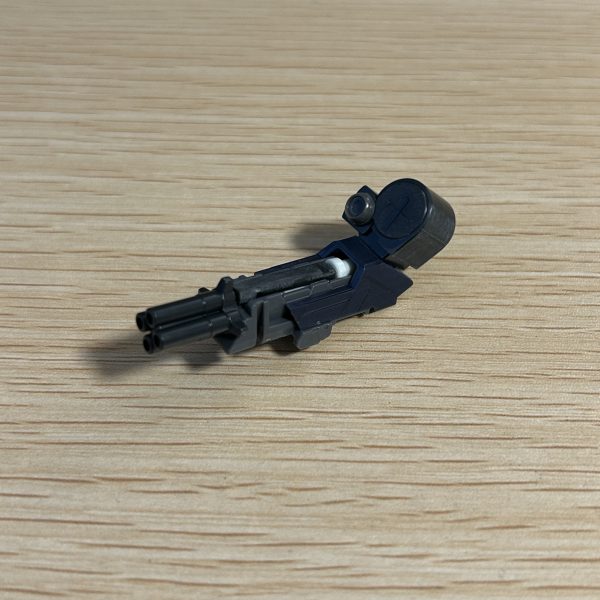 MG νガンダム Ver.Kaが手に入ったのですが、そのまま作っても面白くないので巷で話題の量産型νガンダムにしてみようと思っています。とりあえず左腕についているガトリング砲を自作してみました。HGユニコーンガンダムのシールドについているガトリング砲、EGガンダムのビームサーベルを切って混ぜてつくりました。&nbsp;（4枚目）