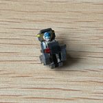 機体内部に組み込むパイロットだけ先に塗装しました。もちろんアムロではなくレーン・[…]