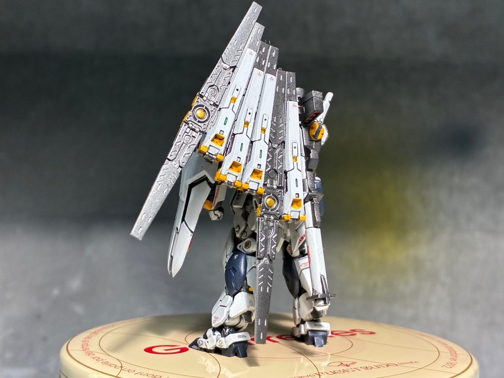 ガンダムアーティファクト第六弾より　νガンダム–3枚目/制作者：SHIN