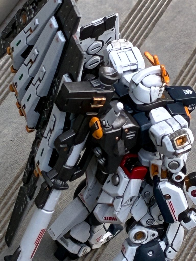 ガンダムアーティファクト第六弾より　νガンダム–5枚目/制作者：SHIN