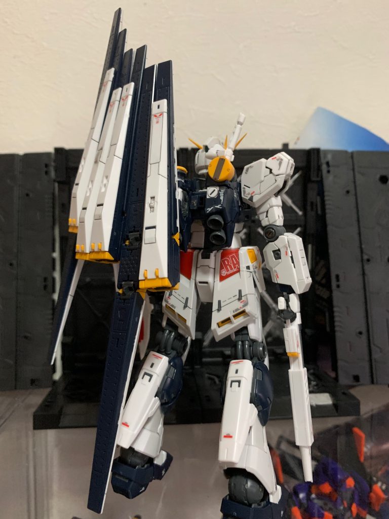 腰のRAのマークかっこよ
