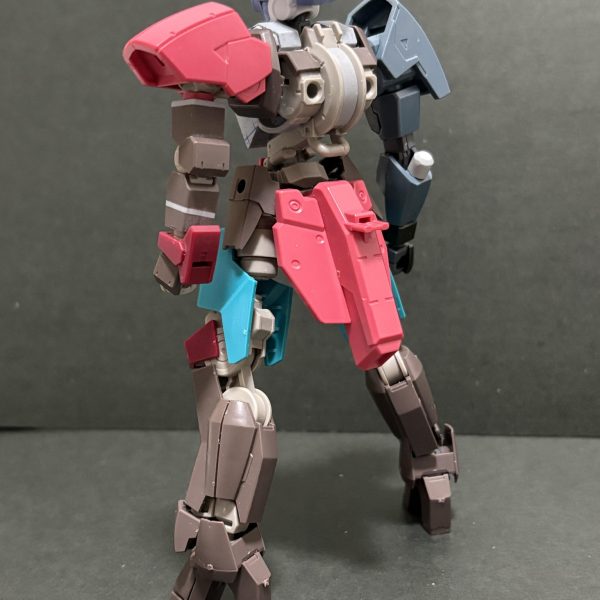 これまでバルバトスとグシオンを1期〜2期間の姿で作成してきましたが、流星号にも着手しました！（3枚目）