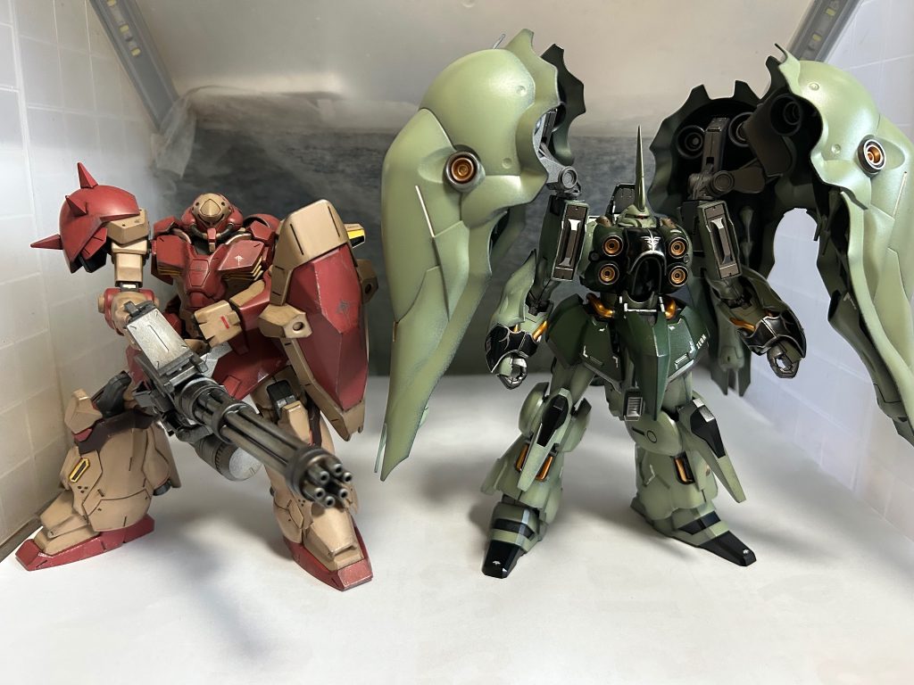 メッサーと比較してもだいぶ大きいですね。