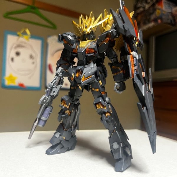 バンシィ・ノルン(デストロイモード)