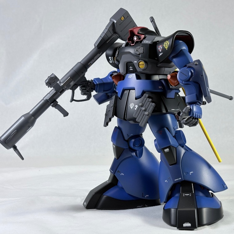 HG ドム　ランバラル専用 ランバ・ラル専用ドム フル装備仕様｜へたっぴプラモ研究所さんの