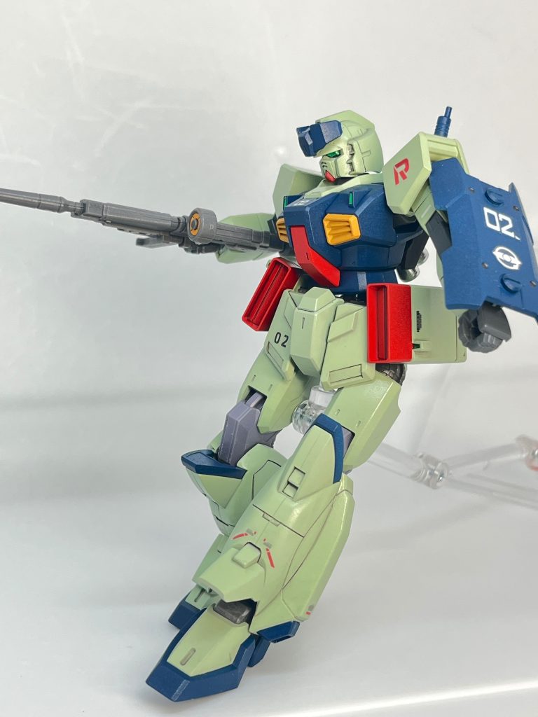 頭部･胴体はガンダムMk-Ⅱ額･フロントアーマーはペイルライダーの余剰パーツ腕はOガンダム足はプロヴィデンスガンダムバックパックはジム寒冷地仕様サイドアーマーはジムIIIのミサイルポッドライフルはガンダム5号機足の関節･シールドは30mmのもの&nbsp;