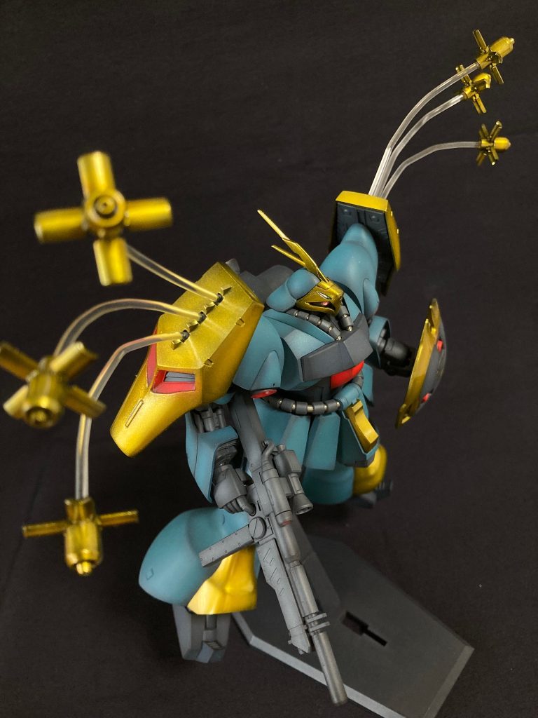「えぇい！ファンネル達！」