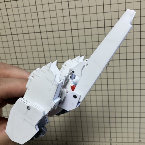 胴進捗。首ブロック製作。設定通り頭部を沈み込ませることが可能。Gアタッカーへの変形も問題可能に。（6枚目）