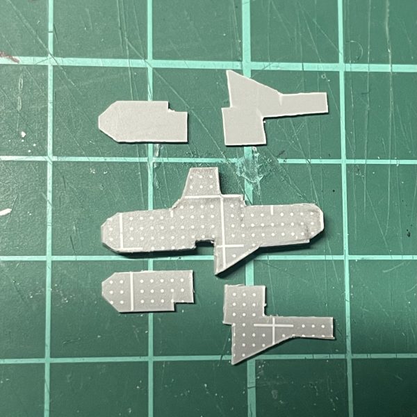 主武装のチェーンライフル作りました。これ実体弾だと思うのですがマガジンどこなんでしょうか？そもそもチェーンライフルって何なんでしょうか？ついでにドーバーガンのドーバーって何なんでしょうか？wikiは俺に何も言ってはくれない、、、教えてくれ！五飛！（2枚目）