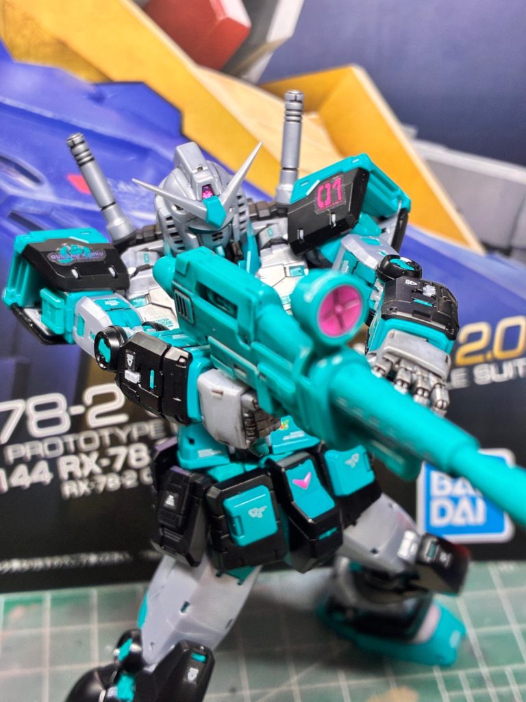 可動がすごい…。さすがRG。