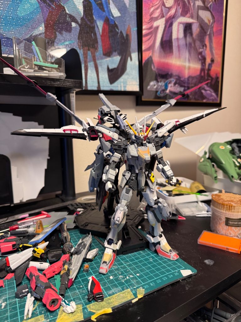 最初の頃はオオトリを改造した案がありましたがシンプルな感じにしたくなったので路線変更しました。