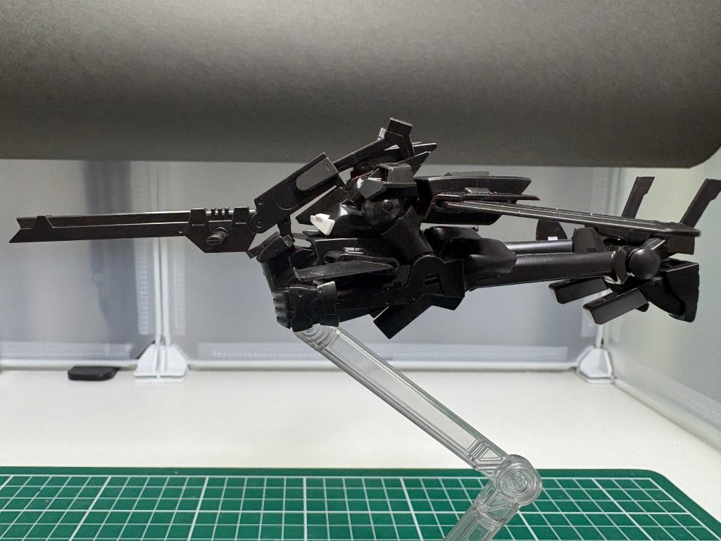 横から以上グラハム専用フラッグＣでした。改修中のオリジナルもこのままズルズルさせるのもあれなので今月中には完成させよう。・・・・うん。