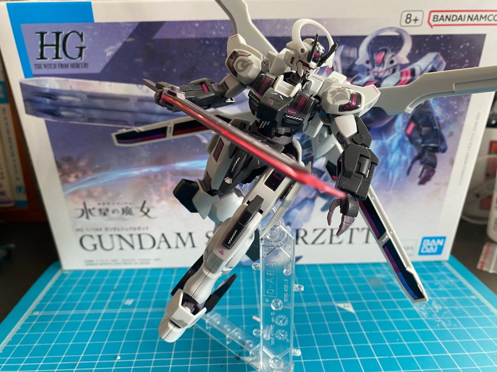 ガーディアンマリオネットは、色々な形態にできるので色々なポージングが楽しめます(gundam-kao3)