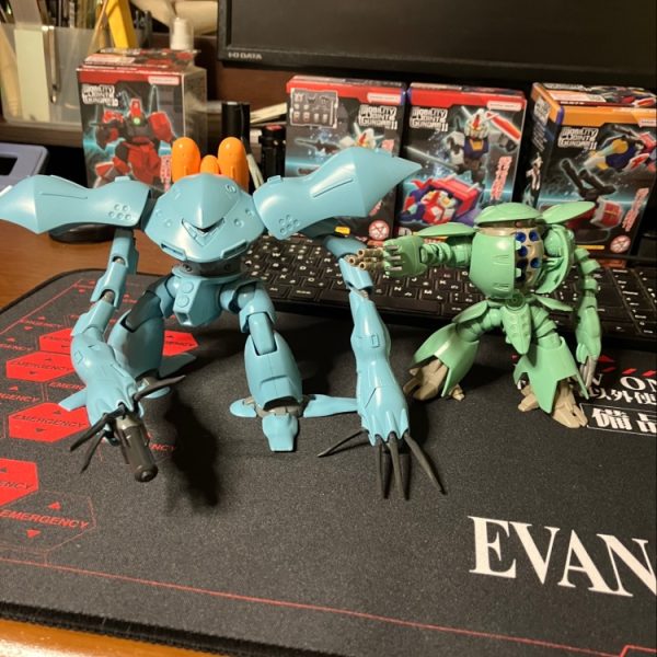 4月 中古ショップで素組み品と出会う。∀ガンダム仕様だからカプルなのかな？何かサイズも小さい・・。でもカプールに挑戦するのだ。