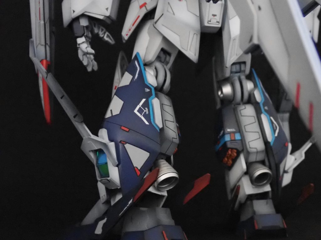クスィーガンダム–4枚目/制作者：カサピー