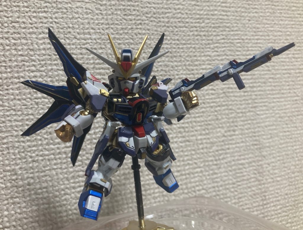 もう1セットあったのでロングレンジンは作れました、関節の関係で射撃ポーズ出来ないのは残念