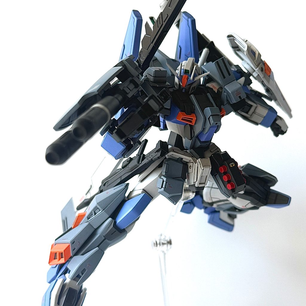 複合防盾二連装ビームライフル「アイギス（Aegis）」