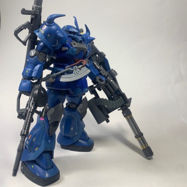 HGグフカスタム　重武装仕様。