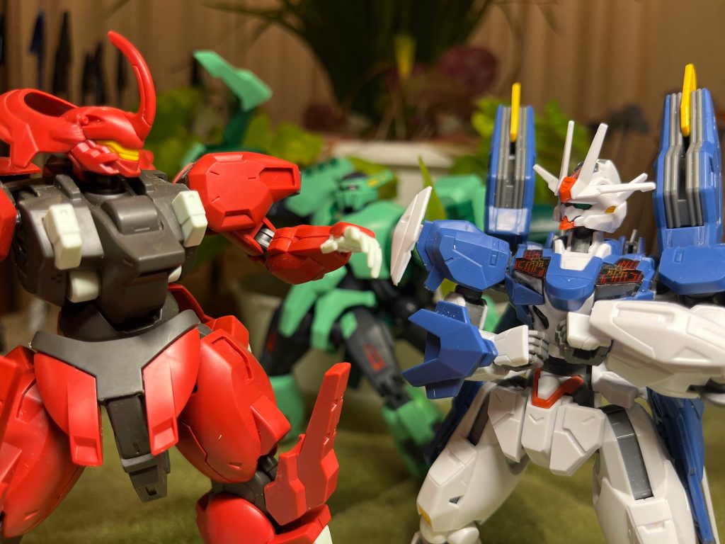 スレッタ「どどどどうしましょう！？」グエル「お…おちつけ！とにかく警察に連絡だ！」スレッタ「わ…！分かりました！」エラン「いや…それよりも一刻も早く山を降りよう！もしかしたら🐻が近くにいるかもしれな…」➖➖➖