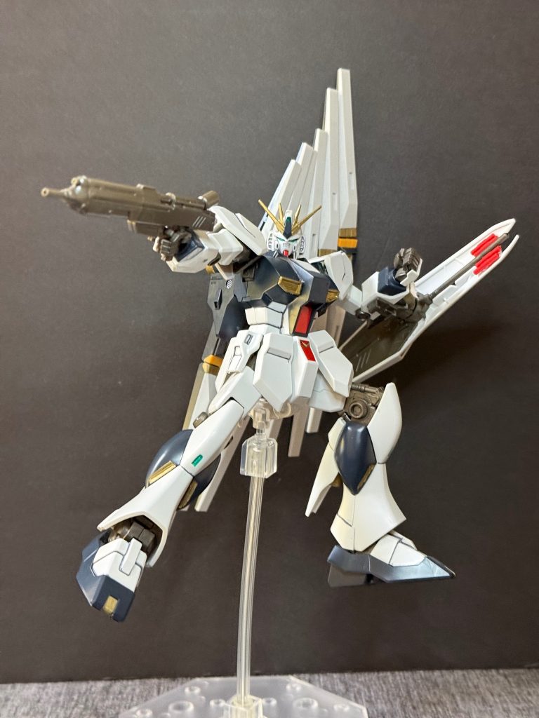 RX-93-ν1　νガンダム–9枚目/制作者：カケテマス・シロップ