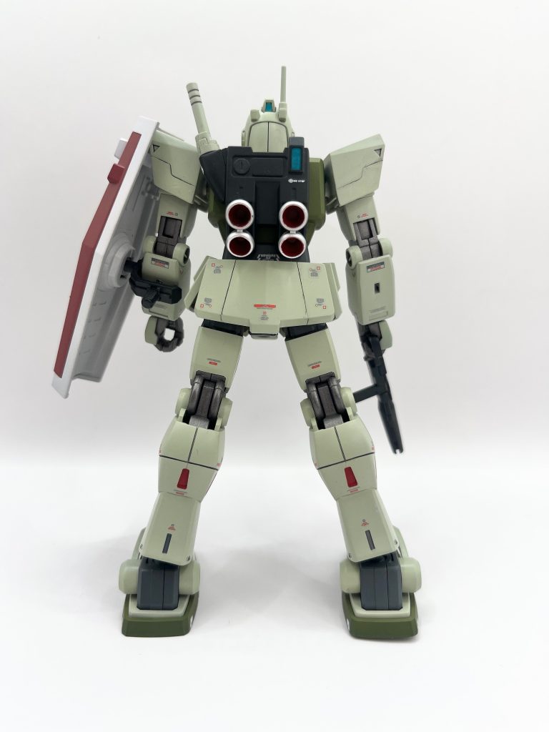 背面
