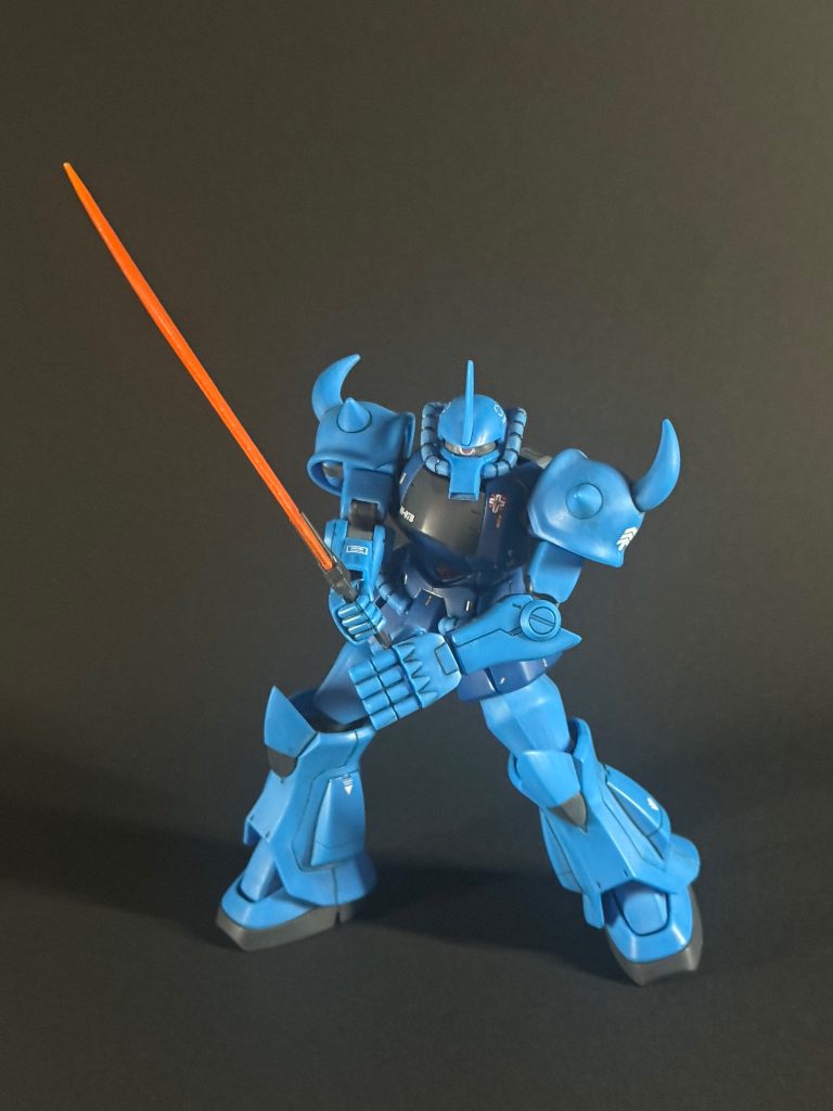 アンテナのシャープ化したかったけど、削りすぎたらどーしよって、ひよってしまいました😅写真見て思ったけど、肩のアーマー裏もなんか手を加えればよかった…