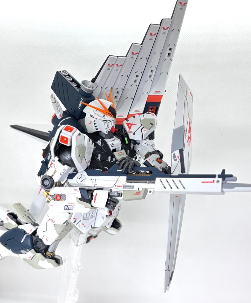 大好きな劇中シーン①ライフルのモードに切り替えからの連射がカッコ良すぎ！！