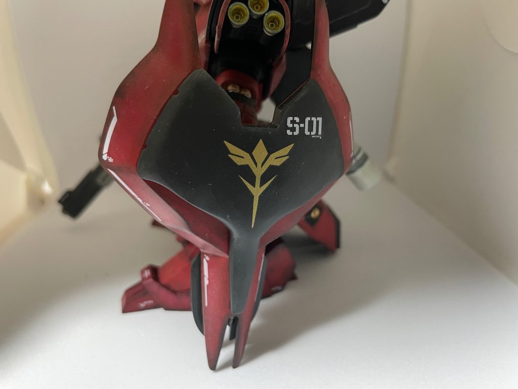 シールドもHGパーツを短縮化しました。