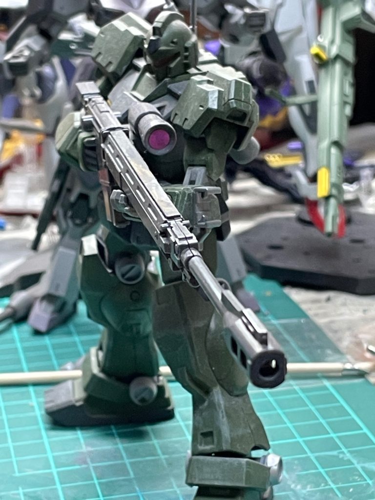 オリジンザクの武器を装備&nbsp;