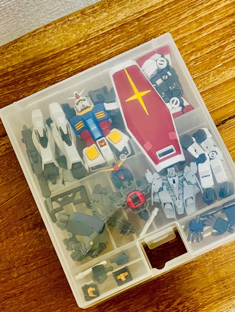ガンダムクッキー缶