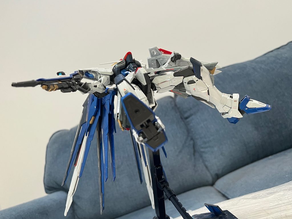 シールドが直撃されてバランスを失うのはやばいです。