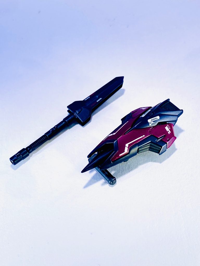 武装はRGのものに、MGSDフリーダムのビームサーベルやシールドの持ち手等をミキシング安定して保持できます