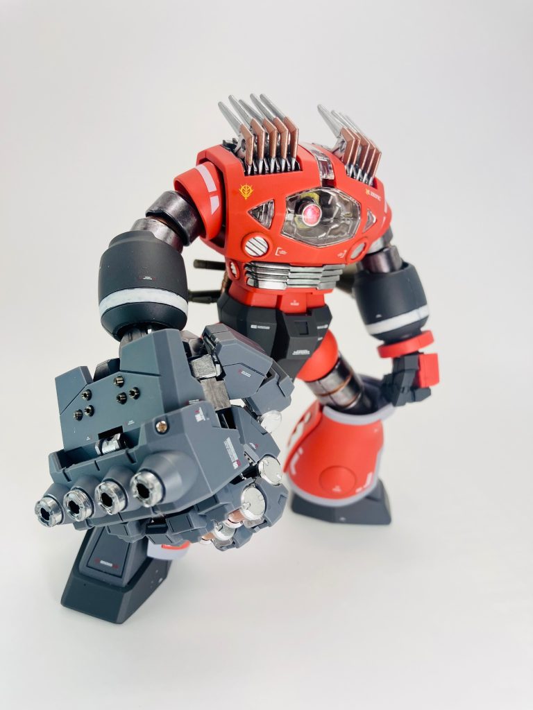 当時はガシャポンの消しゴムミニフィグはもちろん、カードダスも集めていましたね、ゾゴックは🥰
