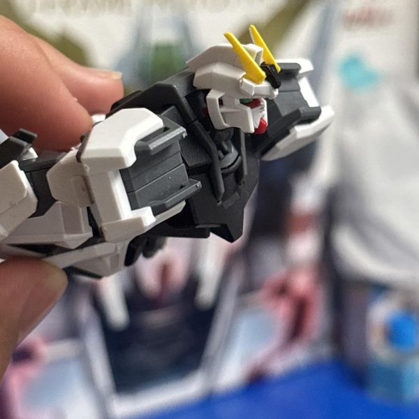 首の可動域が面白い！