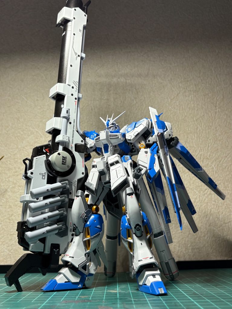 ハイパーなんたらキャノンを添えて...キャノンの方は、缶スプレーで初めての全塗装です！それより前は、トップコート缶しか吹いたこと無かったので、色々大変でした...