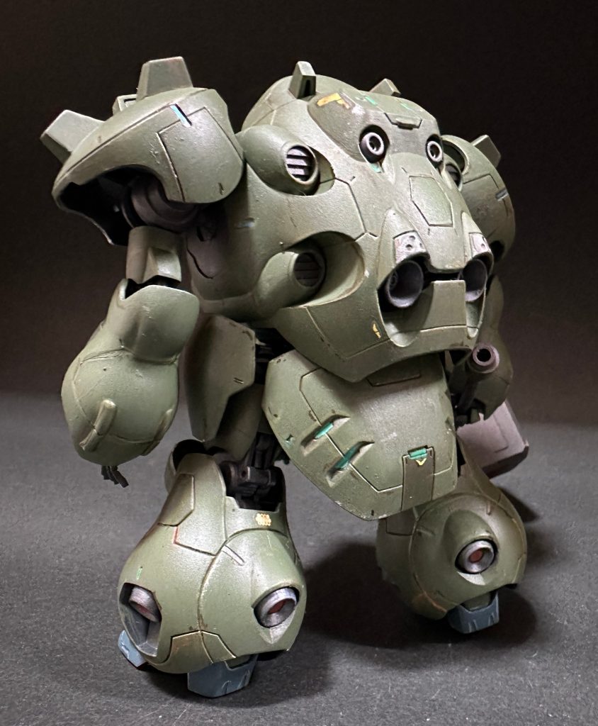鉄血系としては比較的初期のキットですがバランスのよいプロポーションだと思います。発売当時よーし、このシリーズは追いかけていこうと思った記憶があります。