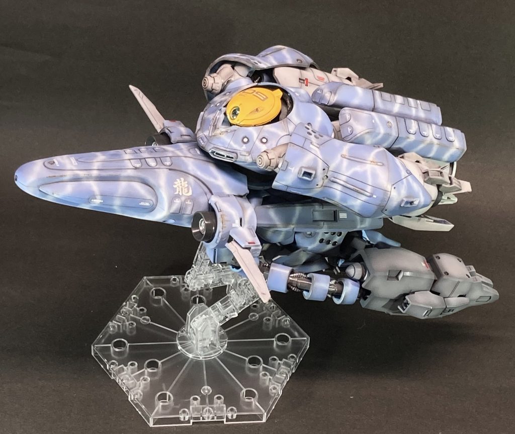各陣営のモビルアーマー開発が加速し、水中専用モビルアーマーが投入されるようになると、水陸両用MSでは十分に対応できない場面が生じてきた。そこで、イエローベレー側では、新規に水中専用モビルアーマーを開発するのではなく、現用のハイゴッグを必要に応じて水中専用モビルアーマーとして運用するためのオプション群を開発した。これがモビルアーマーパッケージ、通称M.A.Pである。