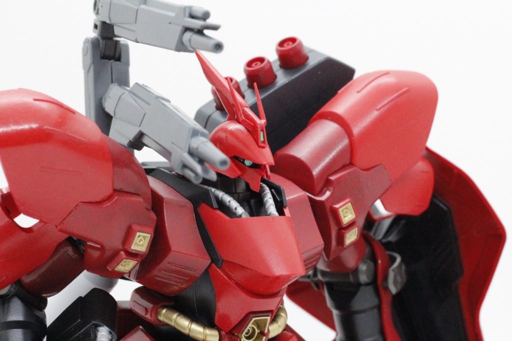 HGUC 1/144 サザビー 【中古品を筆塗り塗装しました】