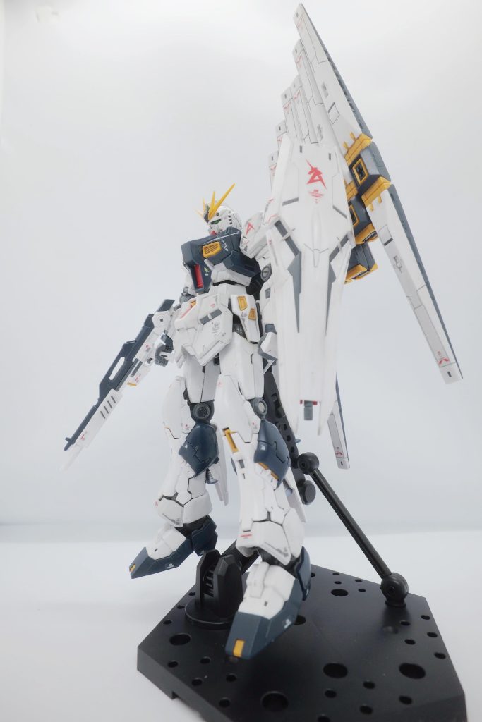 νガンダム&nbsp;、それぞれいろんなフォーマットで出ていますが、個人的にはRGが1番好きな形です。(アニメっぽい旧キットも好きですが)
