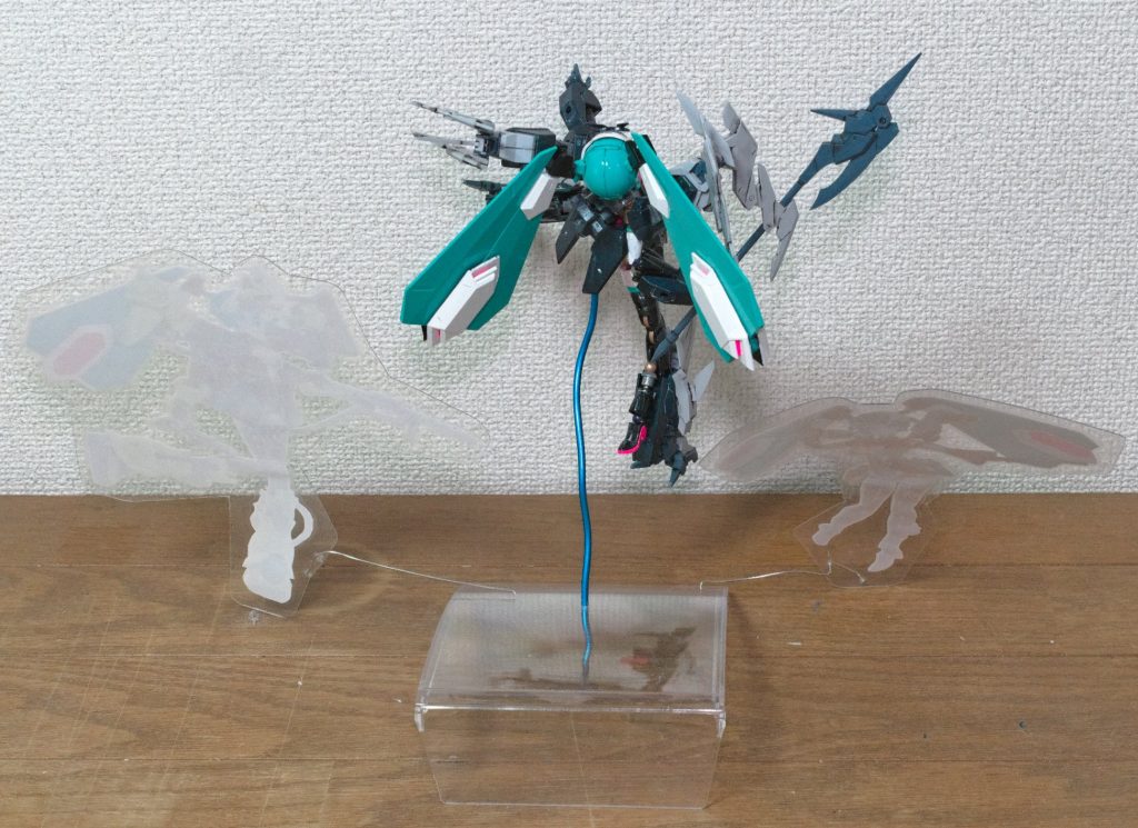プラネッツミク＋プルタインアーマー＆バリエーション展示用自作アクリルスタンド–3枚目/制作者：SUDOU