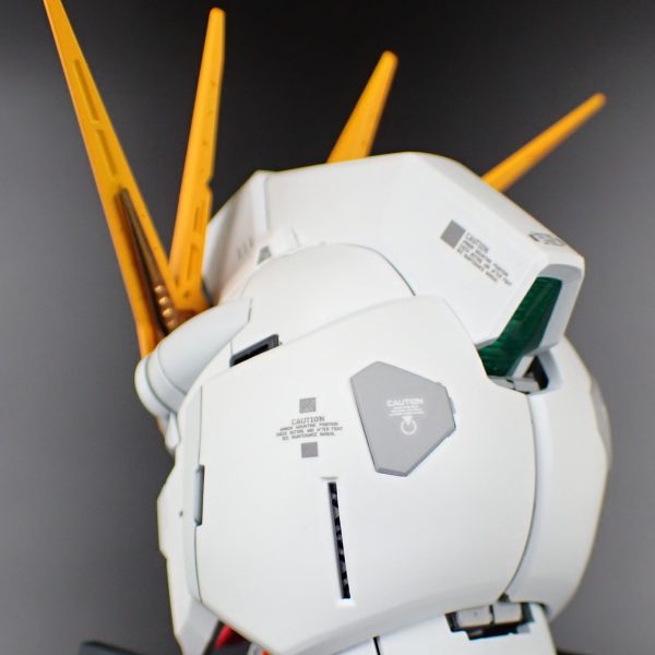PGUνガンダム(頭部装甲)完成しました。残るは武器類のみ、ラストスパート頑張ります。（3枚目）