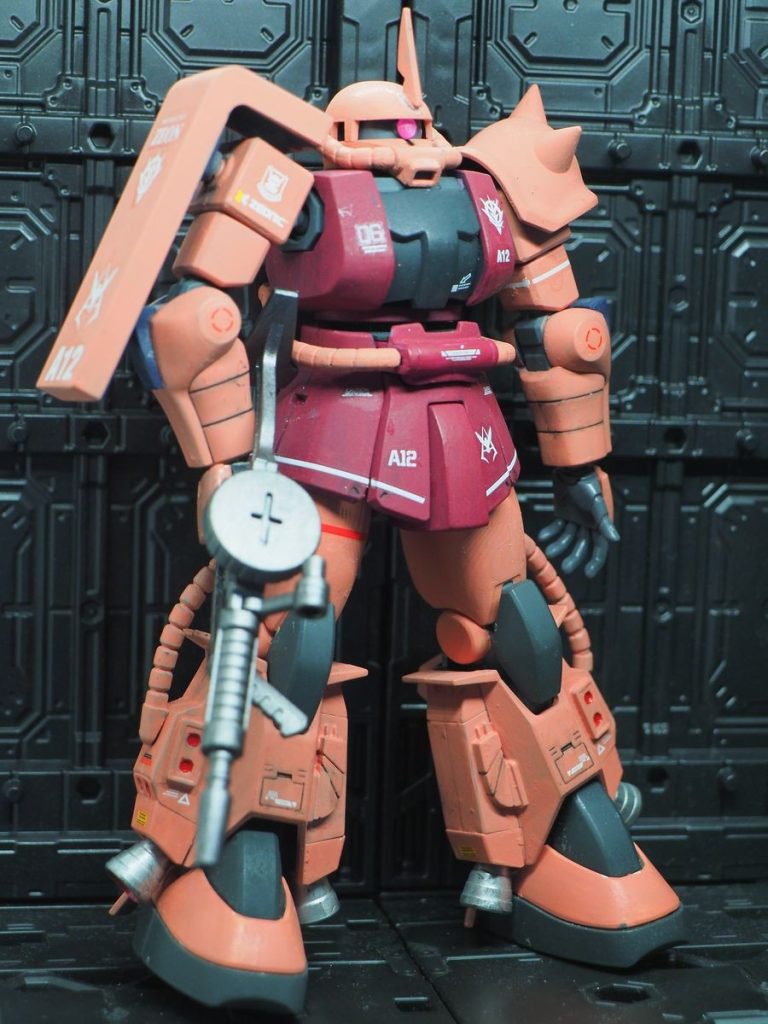 無かった部品は、両掌、左足の動力パイプ、右足のバーニアなど(zaku-kao4)他にも割れているパーツとかえぐれている部分とか色々面倒でしたわ(zaku-kao4)