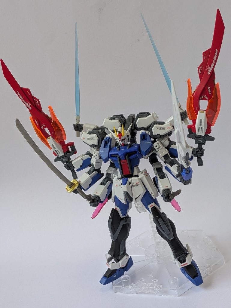 ストライクガンダム 腕8本–6枚目/制作者：porthos