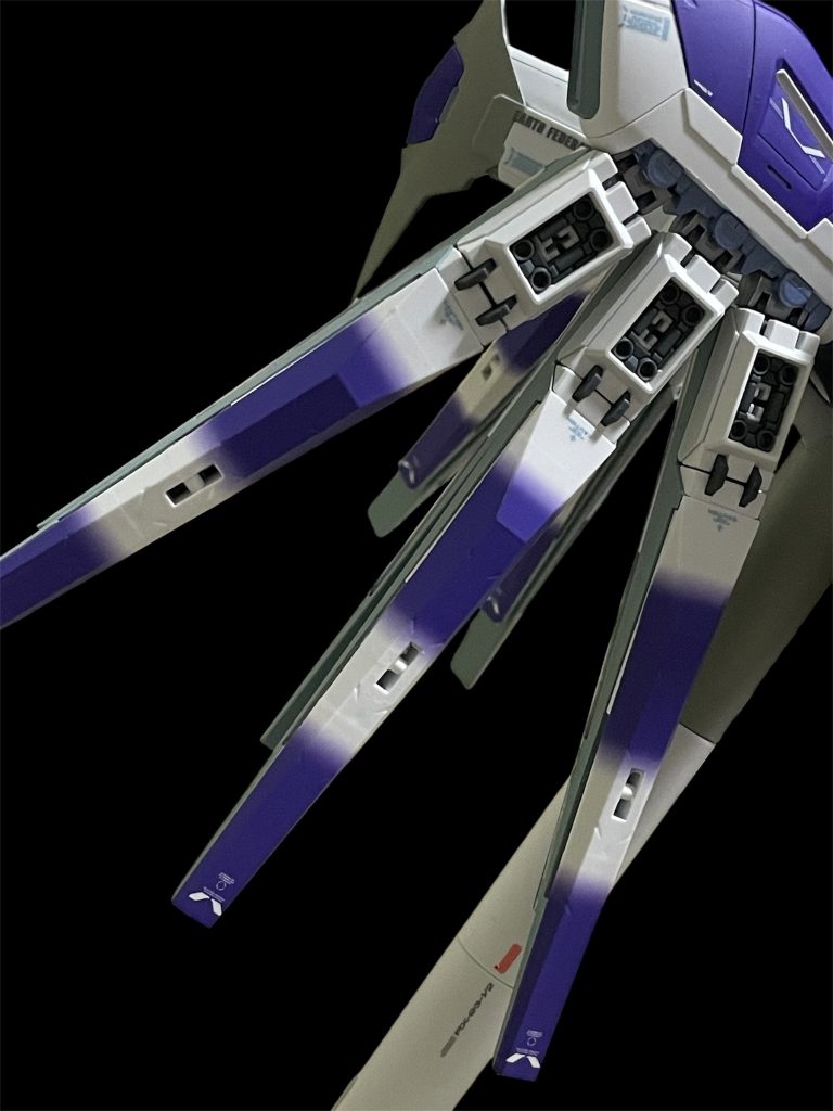 MG RX-93-ν2 Hi-ν-GUNDAM ver.ka–5枚目/制作者：おっしー
