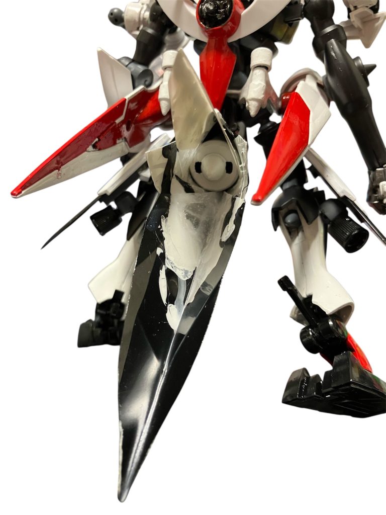 せなかのGNコーンとプラ板で作ったGNテールスラスター^_^